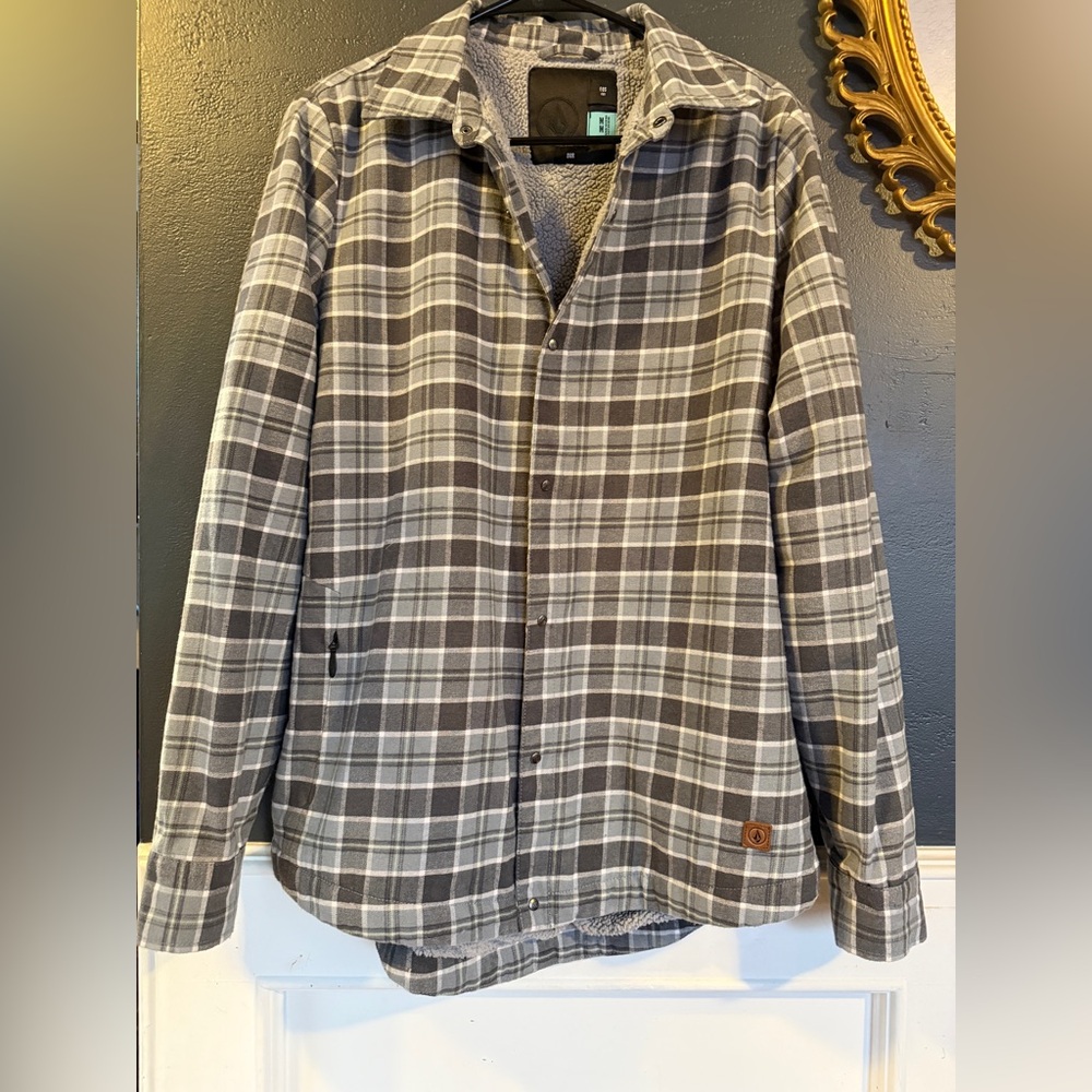 75 - Volcom Sherpa Lined Flannel